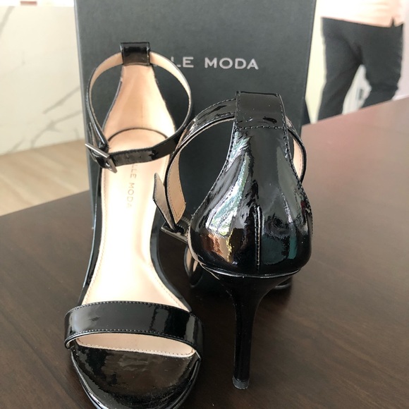 Pelle Moda Patent Leather Black Size 7 - Picture 5 of 6